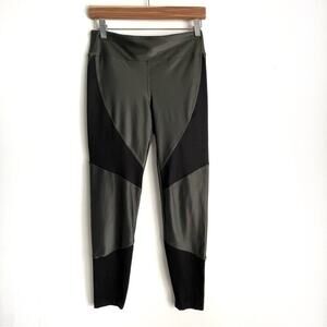 Koral black two tone leggings size large black and grey